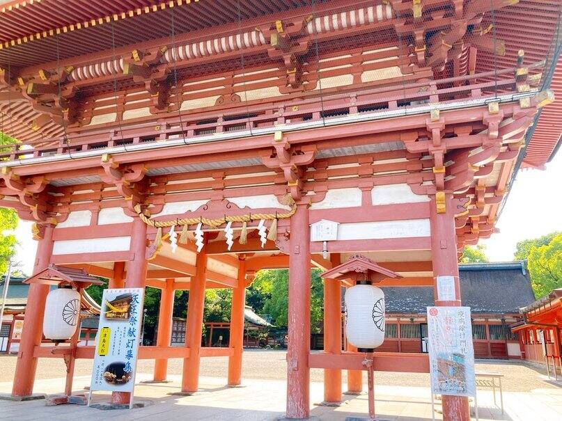 豊臣秀吉が寄進した重要文化財「楼門」